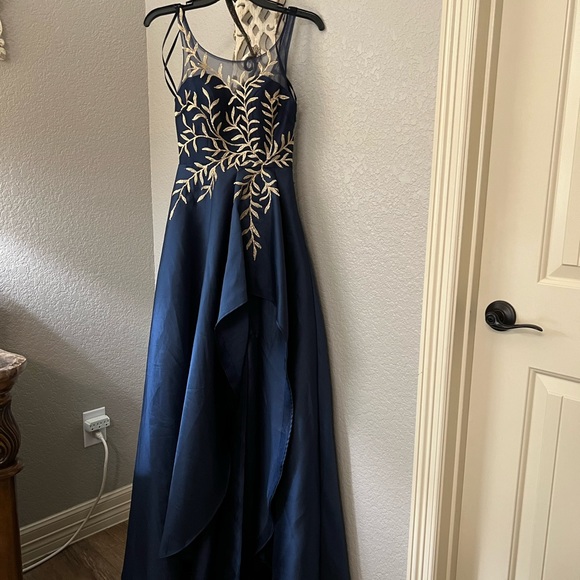 Prom Dress - Picture 3 of 14